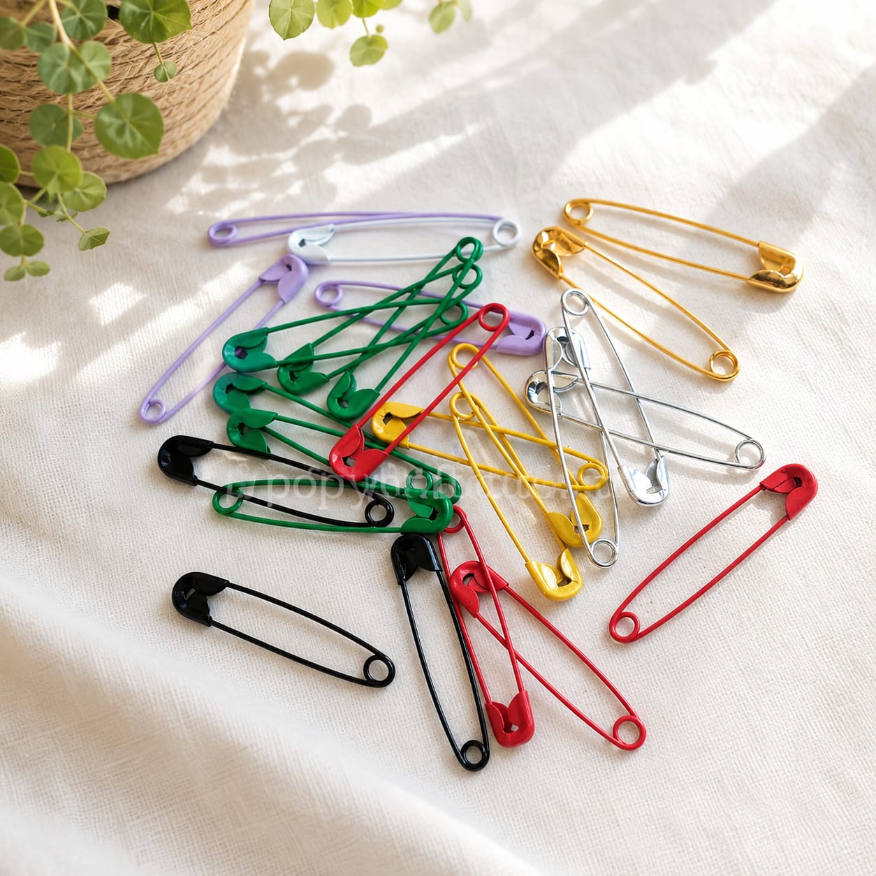 Mini Çengelli İğne 2,5 cm (30 adet)