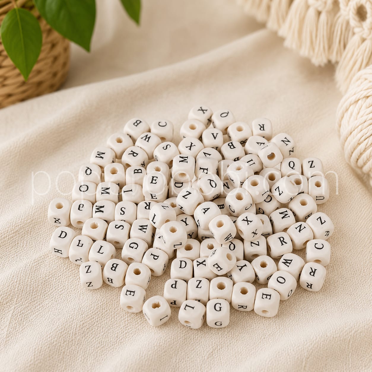Ahşap Harf Boncuk 10 mm (139 adet)