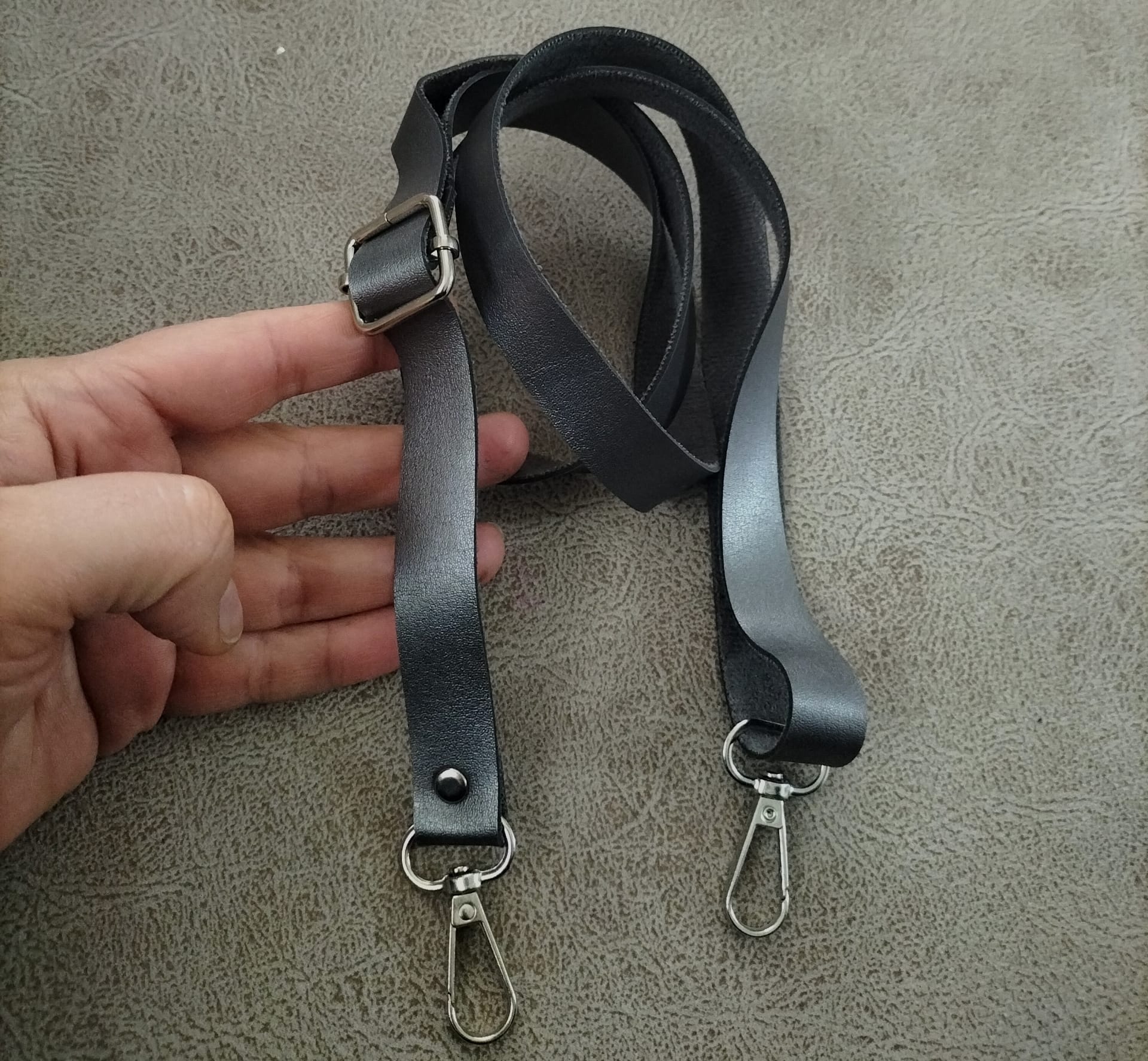 Gri
