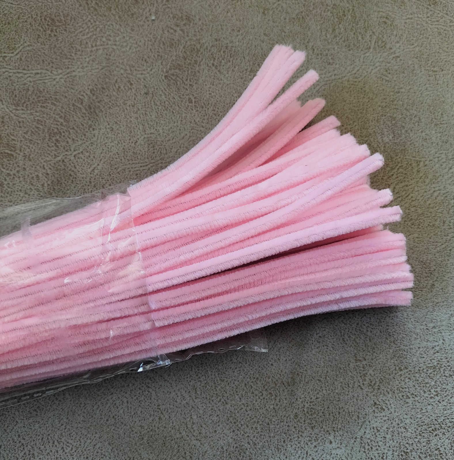 açık pembe